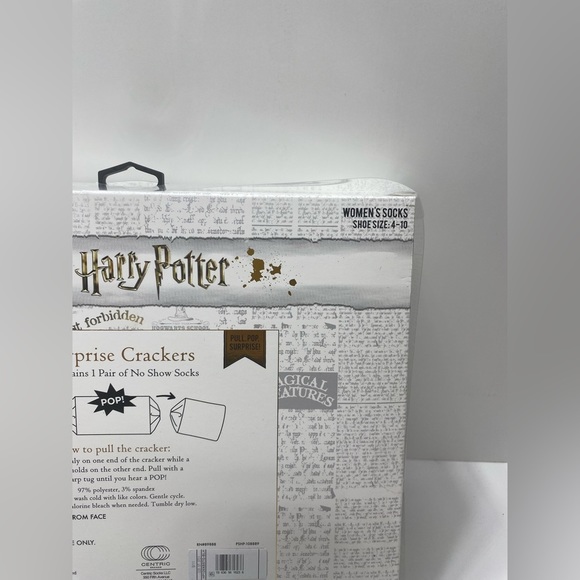 Socks Harry Potter women’s surprise crackers 6 pack fits size 4-10 - Picture 9 of 10